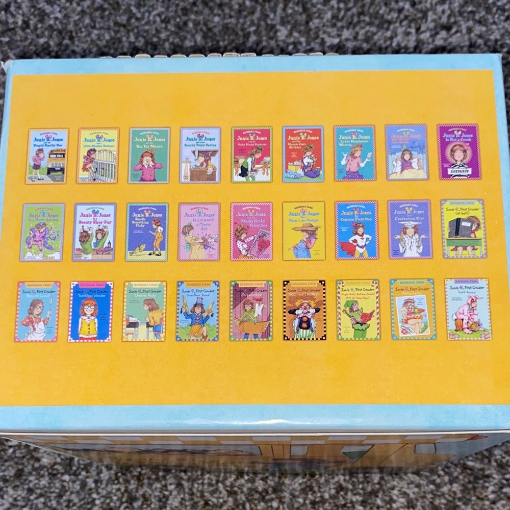 🖤 📚 Kids Book Set - Colorful Multicolor Collection of Junie B. Jones - Picture 5 of 7